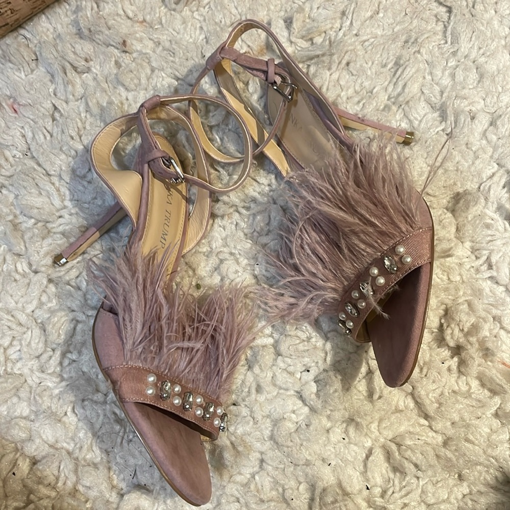 Ivanka Trump Suede Light Pink Strappy Feather with Embroidered Jewles size 7.5
